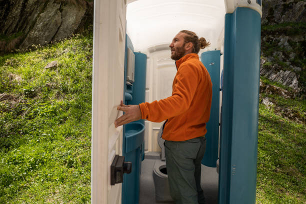 Portable Toilet Options We Offer in Bray, OK